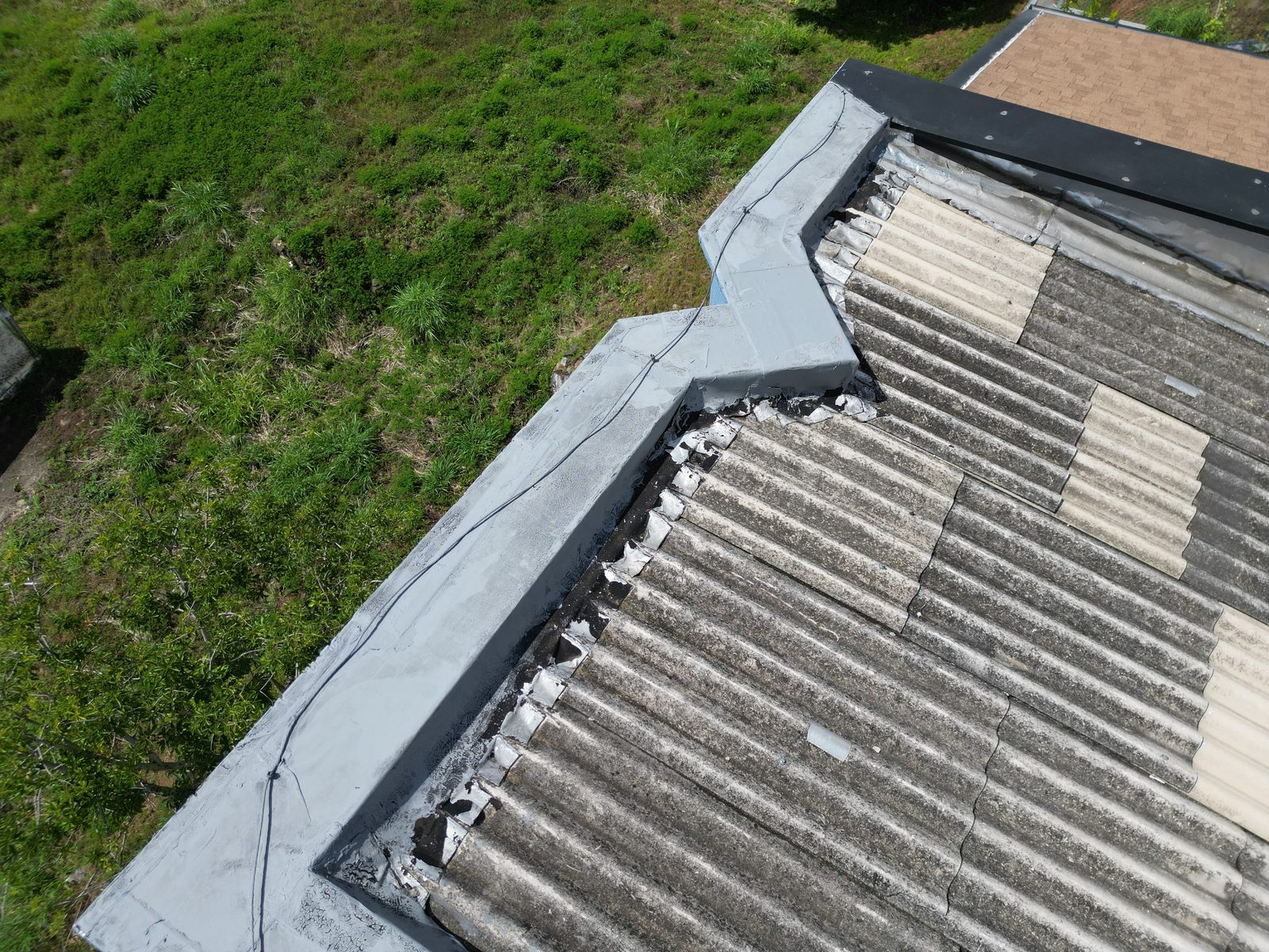 Cobertura de condomínio vistoriada por drone